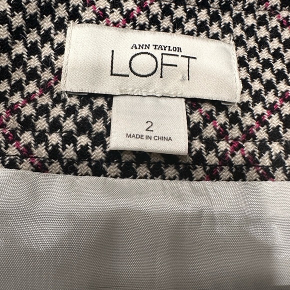 LOFT Houndstooth Wool Skirt - Picture 8 of 13